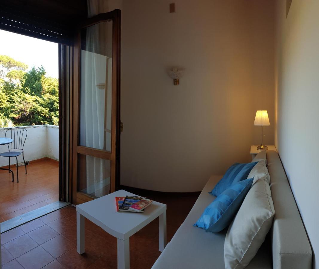 B&B Il Giardino Di Villa Anna Trecase Exteriör bild